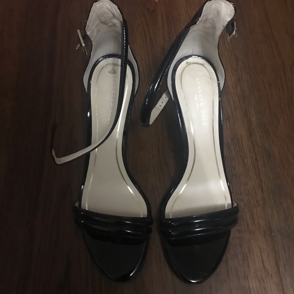 Kenneth Cole heels